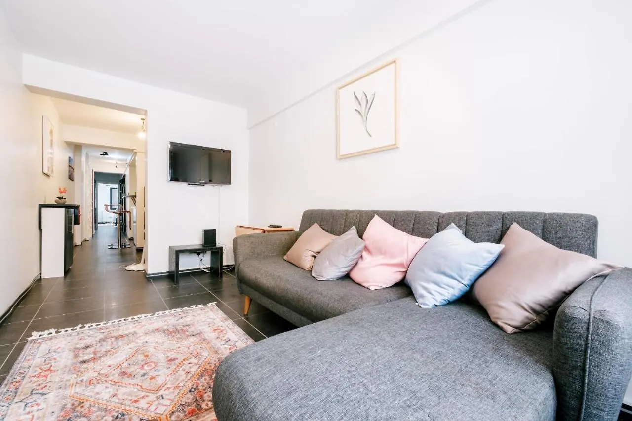 Stylish Flat 12 Min To Pera Museum In Sisli Apartment Istanbul